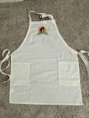 Buc-ee’s White Original Logo Apron Adjustable Kitchen NWOT